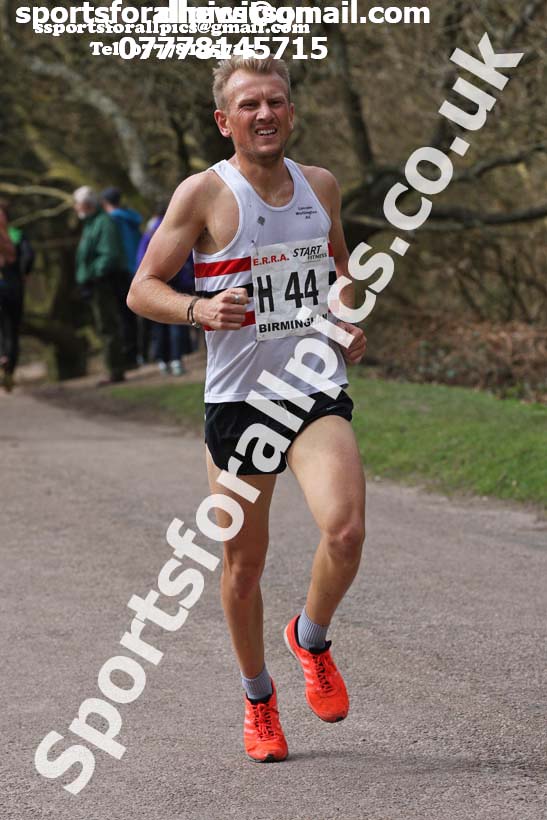 Senior mens 12 Stage Relay, ERRA 12 and 6 Stage Relays, Sutton Coldfield. Photo: David T. Hewitson/Sports for All Pics